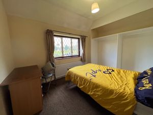 bed - click for photo gallery